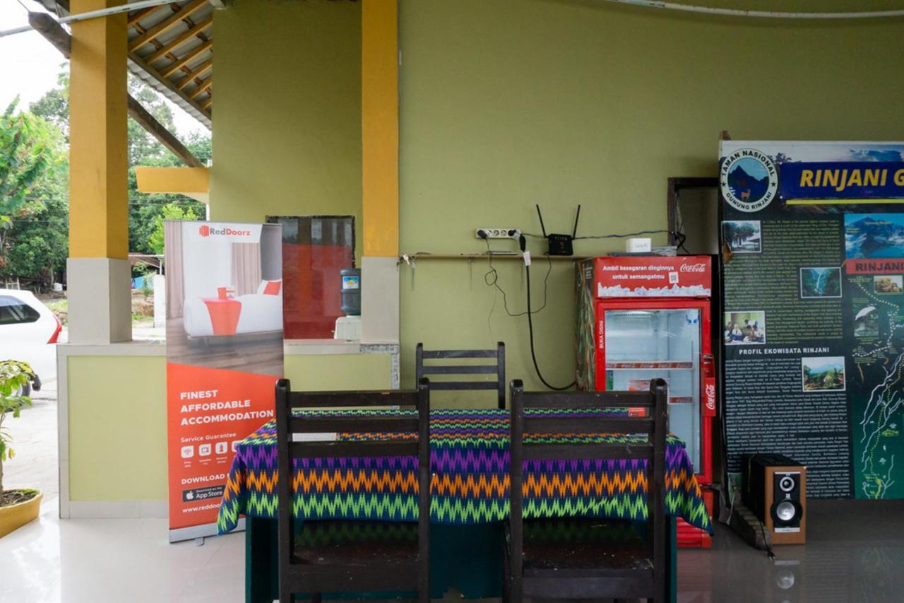 Reddoorz Near Senaru Rinjani Hotel Exterior foto
